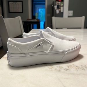 Vans Asher White Platform Slip On, Brand New With Tags